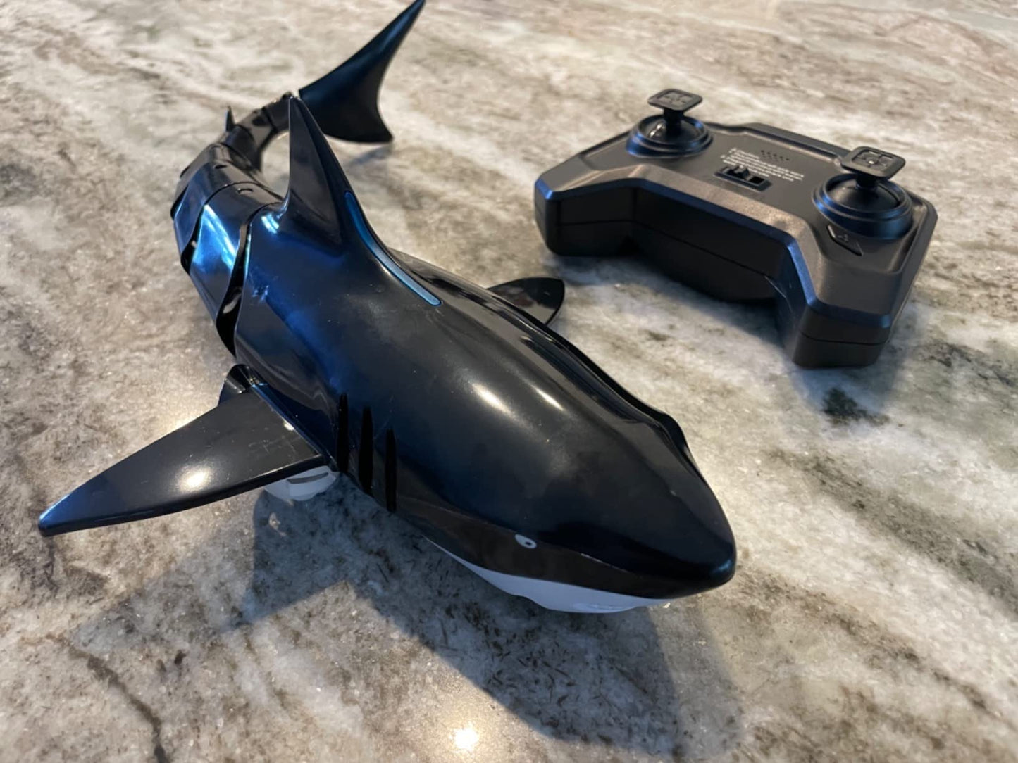 WOWMTN Remote Control Shark Pool Toys for Kids